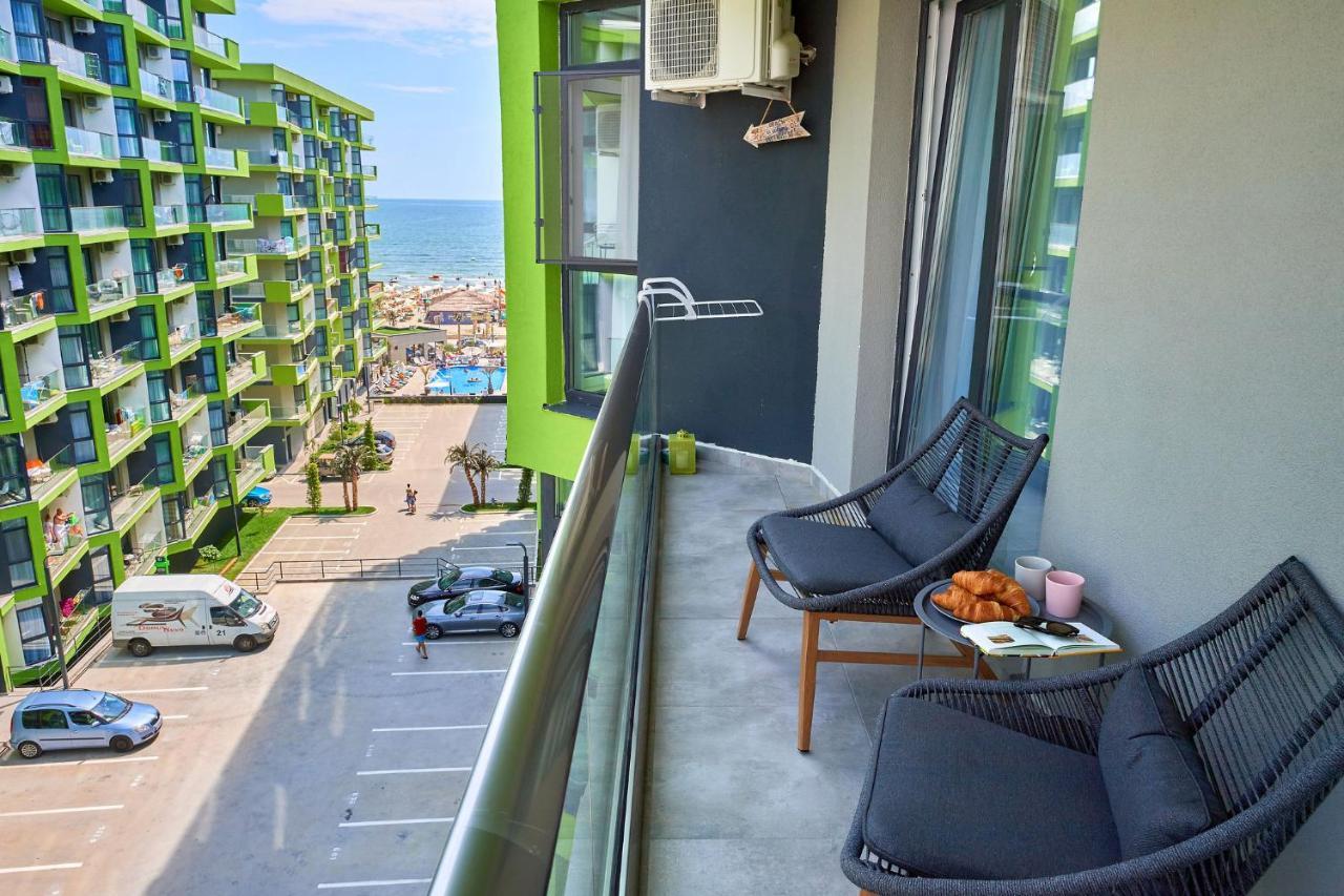 Black Sea Estate Apartment Spa N Pool Beach Resort Năvodari Esterno foto