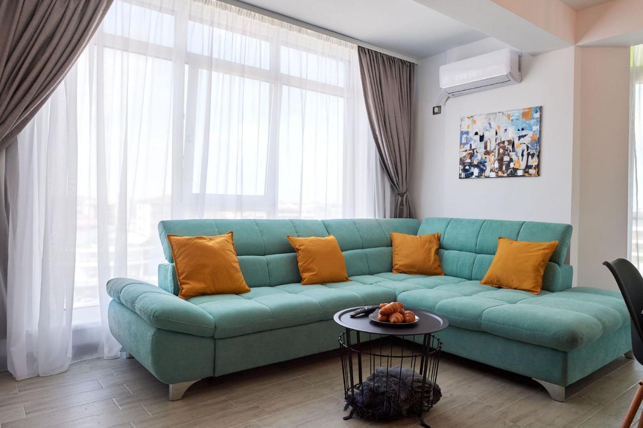 Black Sea Estate Apartment Spa N Pool Beach Resort Năvodari Esterno foto